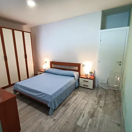 Bilocale Fronte Mare Apartment Giardini Naxos Exterior photo